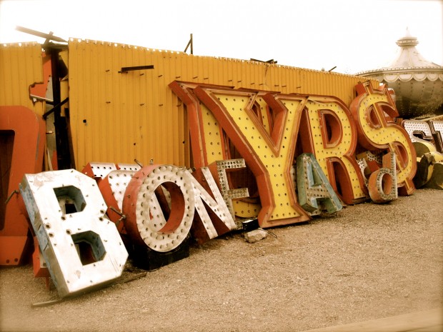 "BoNE YaRd$" photo from the Neon Boneyard (Las Vegas), by Pam Sattler,  February 21, 2009