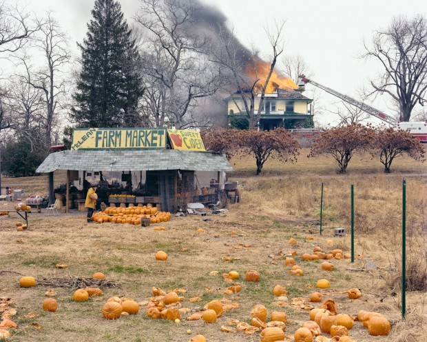 “McLean, Virginia, December 1978” by Joel Sternfeld from the series: ‘American Prospects’. The original image is a dye transfer print and measures 37.7 x 48.7 cm